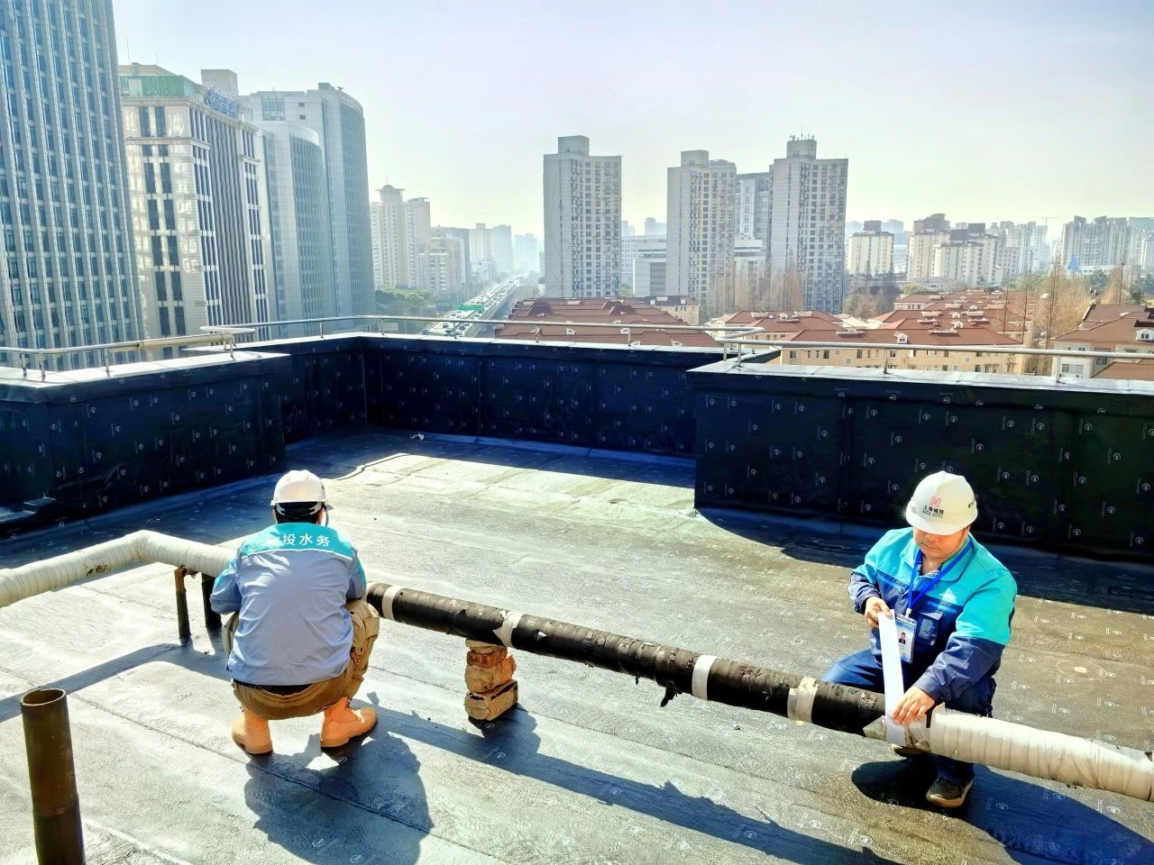 yp街机全力以赴应对寒潮 保障城市供排水安全有序